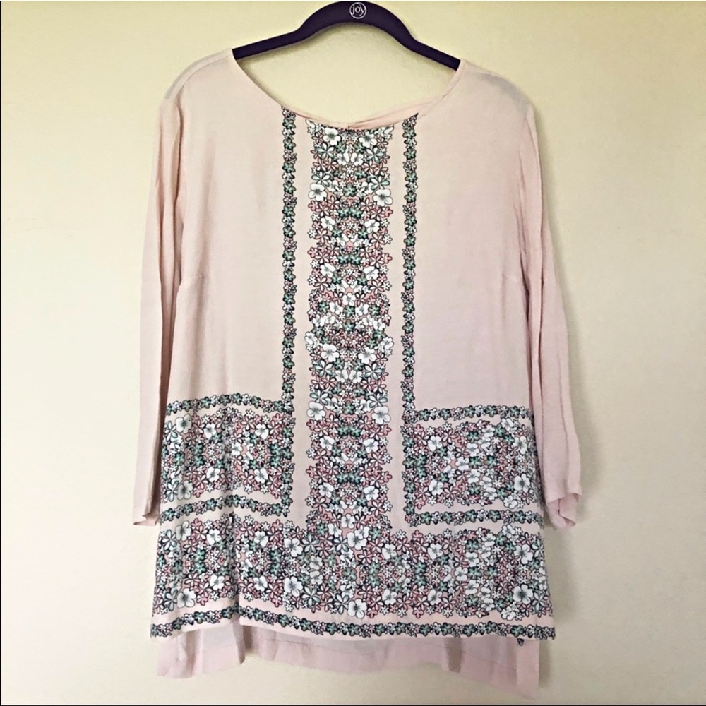 🔥Lauren Conrad Pink Floral Bow Back Blouse🔥